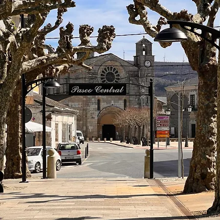 فندق Mirador De Barcia